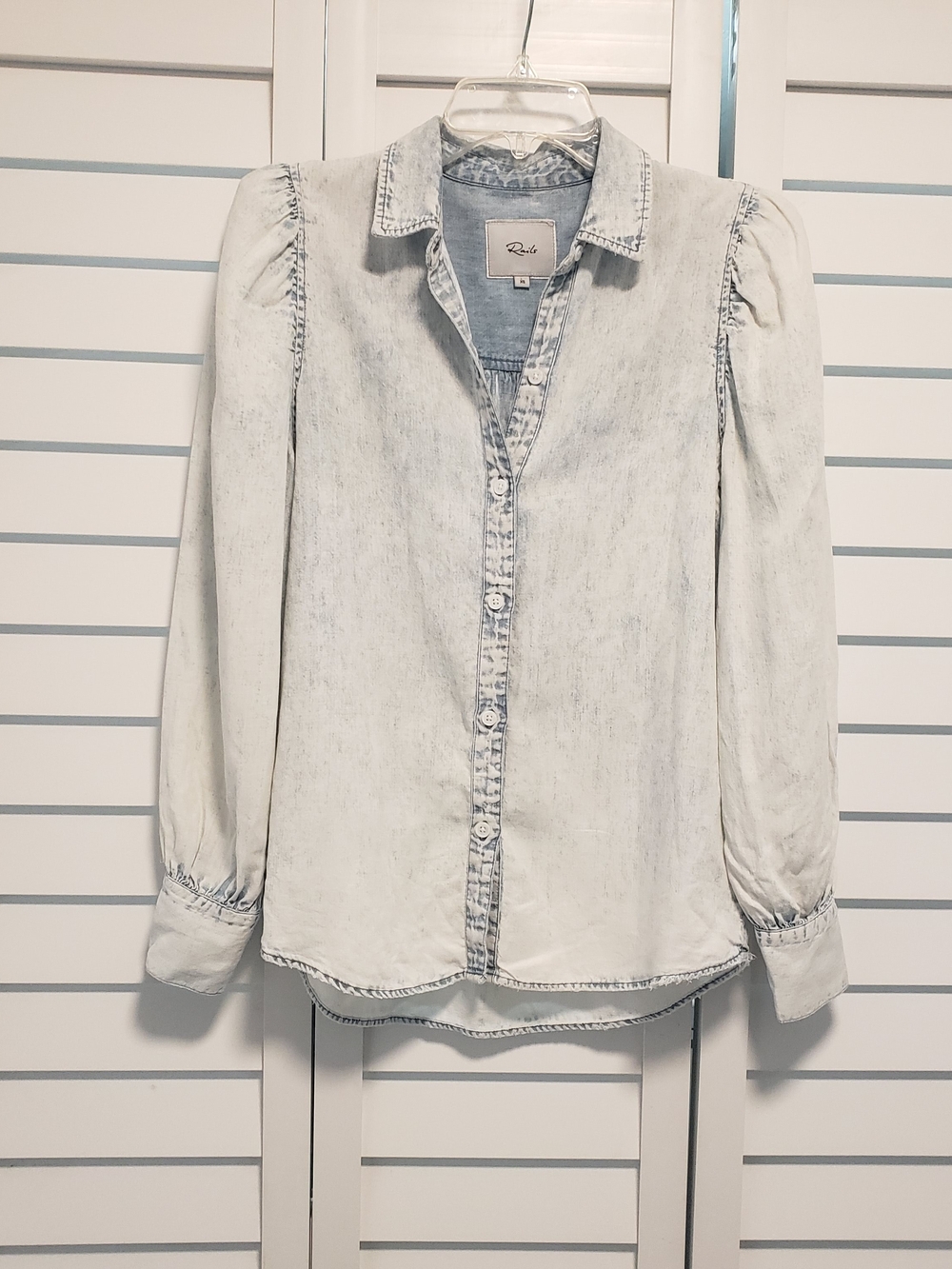 Rails Light Acid Wash Button-Down Shirt - White/Light Blue